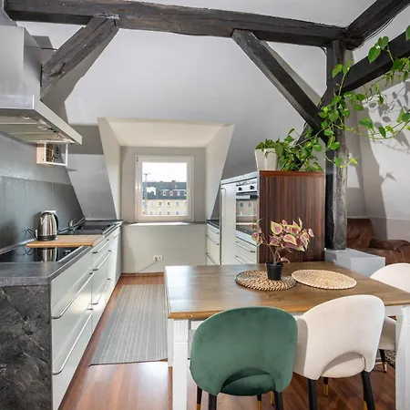 Stylische An Der Mosel * Koblenz (Rhineland-Palatinate)